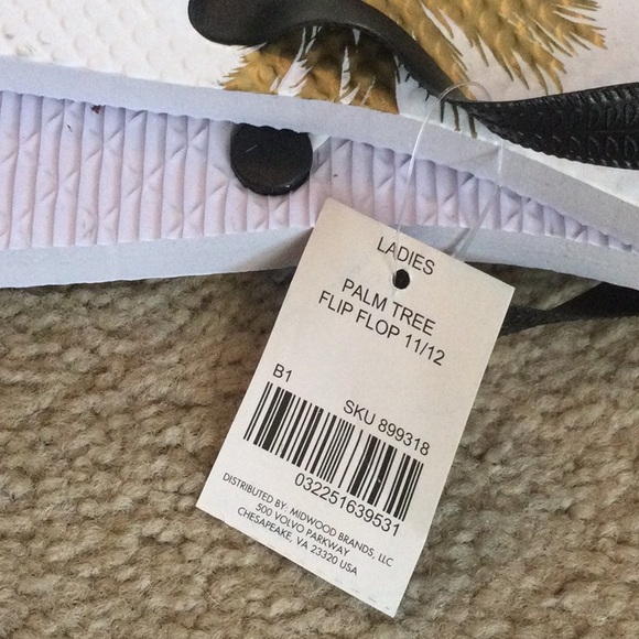 Flip Flops - Picture 4 of 5